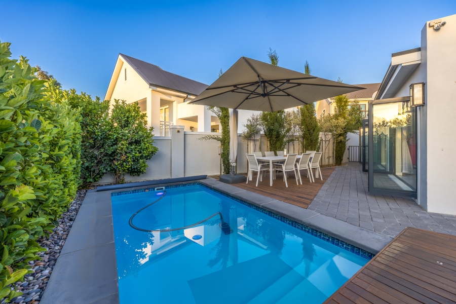 3 Bedroom Property for Sale in Zevendal Western Cape